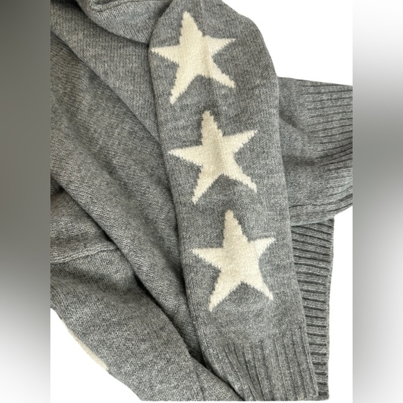 ULTRA FLIRT Stars Mock-Turtleneck Sweater - Picture 3 of 3